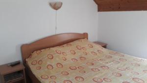 Postel nebo postele na pokoji v ubytování Kuća za odmor Jovanović