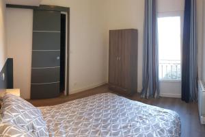 Posteľ alebo postele v izbe v ubytovaní Gîte avec Piscine Proche de Carcassonne