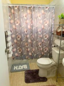 Ванна кімната в Cozy Villa