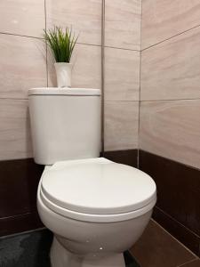 Koupelna v ubytování Room1#IG theme Bargainous#Shared Bathroom#3pax#2min Kek Lok Si