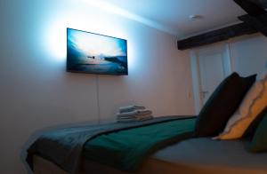 Postel nebo postele na pokoji v ubytování MOREHOME-Apartments Oldtown Flair