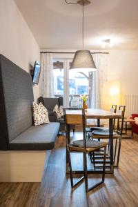 Un lugar para sentarse en Tauerncamping Apartment