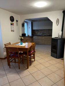 Kuchyň nebo kuchyňský kout v ubytování Casa Alexandra