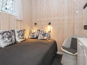 Postel nebo postele na pokoji v ubytování Holiday home Børkop LX