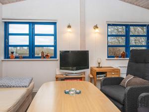 TV a/nebo společenská místnost v ubytování Holiday home Børkop LX