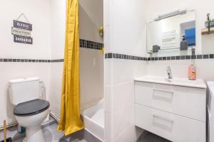 Kúpeľňa v ubytovaní Apt Bohème, Parking Privé, Centre