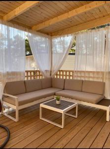 Fotografie z fotogalerie ubytování OAZA MIRA 2 Mobile House - Camp Baško Polje v destinaci Baška Voda