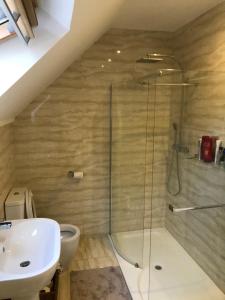 The West Highland Way Hotel Accommodation的一间浴室