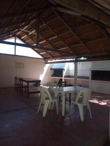 Dining area sa guest house