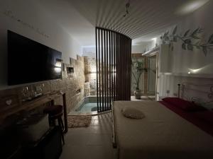 Postel nebo postele na pokoji v ubytování Lemon Suite-Luxury