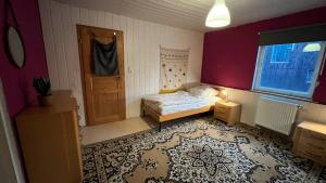 Postel nebo postele na pokoji v ubytování Monteure, ganzes Haus, Schwarzheide, Haus 1