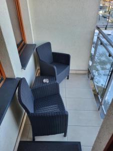 Posedenie v ubytovaní Apartament Bystra Woda 28 z garażem