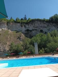 Bazén v ubytování Appartement 150m2 - 5mn du téléphérique de l'Olympe - domaine des 3 vallées nebo v jeho okolí