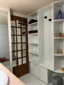Fotografia z galérie ubytovania Atypique v destinácii Châteauneuf-de-Gadagne