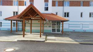 Budova, kde se apartmán nachází