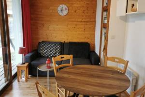 Zdjęcie z galerii obiektu Charmant T2 proche des pistes superbe vue w mieście Chamrousse +22 zdjęcia