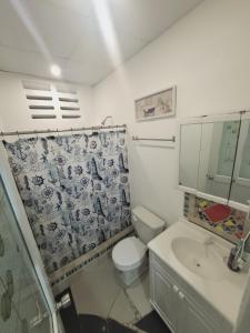Ein Badezimmer in der Unterkunft Casa Luz Mi casa tu casa