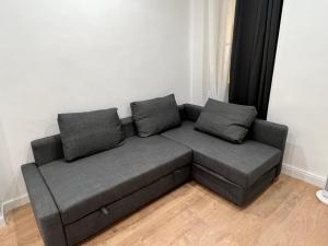 Część wypoczynkowa w obiekcie Studio Climatisé Centre Ville #9