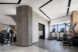 Palestra o centro fitness di Four Points by Sheraton Shenzhen Bao'an
