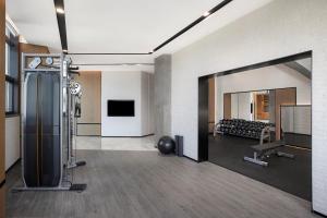 Palestra o centro fitness di Four Points by Sheraton Shenzhen Bao'an