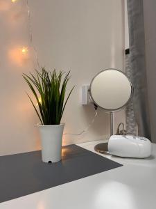 Fotografie z fotogalerie ubytování Room3#IG theme Bargainous#Shared Bathroom#2pax#2min Kek Lok Si v destinaci Ayer Itam + 25 fotografií