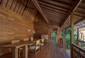 乌布RUMAH KAYU RESORT的相册照片