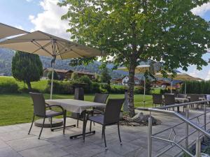 O grădină în afara Geniesserhotel Alpin GmbH