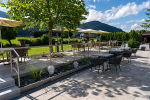 O vedere generală la munți sau o vedere la munte luată de la acest hotel