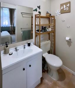 Ванная комната в Chelsea House Bed & Breakfast