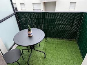 Balkón alebo terasa v ubytovaní Snug & Cosy proche gare PartDieu, accès facile aéroport et Eurexpo