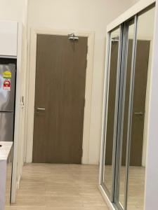 EmEx Luxurious Stay T2U10