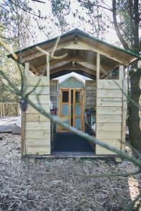 Gallery image of Raven Yurt - Yurtopia in Aberystwyth +32 photos