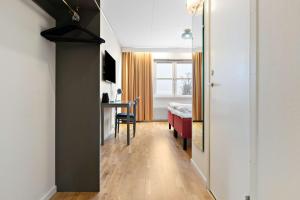 Televiisor ja/või meelelahutuskeskus majutusasutuses Best Western Hotell Lerdalshoejden