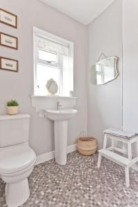 Koupelna v ubytování Vine Tree Cottage Coniston + 18 fotografií