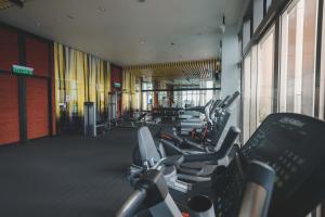 Tropicana The Residences By Loop Suites