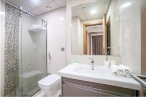 Koupelna v ubytování Continental Tower - Luton Vacation homes, Dubai Marina - 15AB07