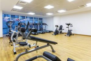 Fitness centrum a/nebo fitness zařízení v ubytování Continental Tower - Luton Vacation homes, Dubai Marina - 15AB07