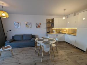 Kuchyňa alebo kuchynka v ubytovaní Apartament Cieplice Jadwigi 10