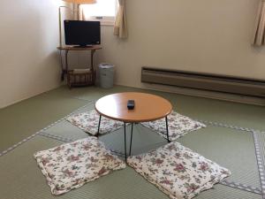 TV a/nebo společenská místnost v ubytování Guest House Bunk