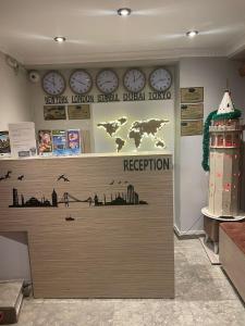 The lobby or reception area at Luna Suites Taksim Még 37 kép