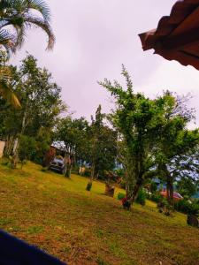 Zahrada ubytování Hermosa casa para vacaciones en San José de Suaita