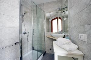 Phòng tắm tại San Pietro Maison