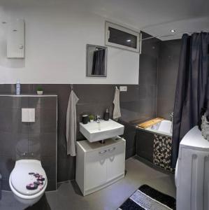 Fotografie z fotogalerie ubytování Ferienwohnung Sonnenblick Bad Ems v destinaci Bad Ems