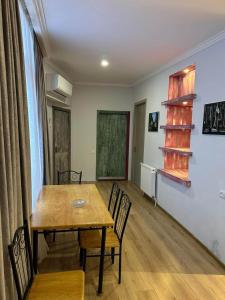 TV a/nebo společenská místnost v ubytování Liberty art apartment