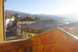 A general mountain view or a mountain view taken from a vendégházakat
