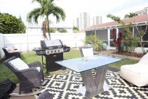 Gallery image of Hidden Oasis ** Stunning 2 BR ** Sunset Shores in West Palm Beach