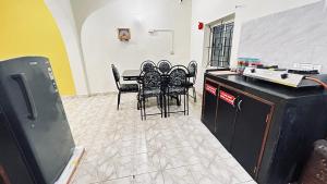 Kuchyň nebo kuchyňský kout v ubytování Muffys Guest House