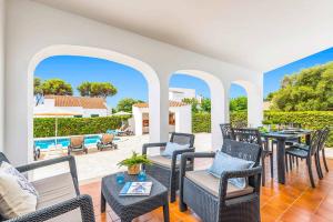 Fotografie z fotogalerie ubytování Villa Paco v destinaci Cala en Blanes