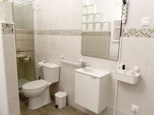Koupelna v ubytování Casa tranquila , muy bien ubicada