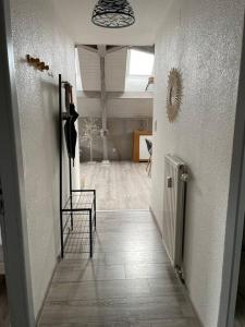 Kuchyňa alebo kuchynka v ubytovaní Loft avec jardin